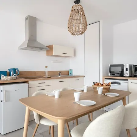 Votre appartement en bord de plage de Val Andre Pleneuf-Val-Andre Extérieur photo