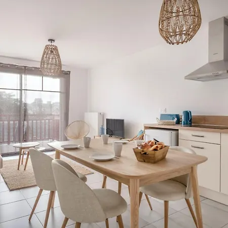 Votre appartement en bord de plage de Val Andre Pleneuf-Val-Andre Extérieur photo