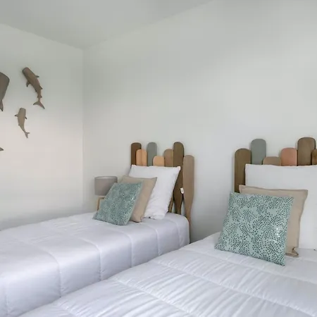 Votre appartement en bord de plage de Val Andre Pleneuf-Val-Andre Extérieur photo
